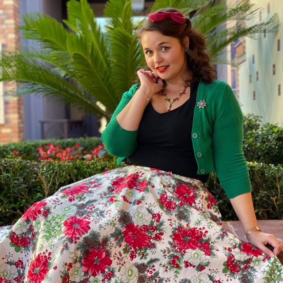 Meet your Posher, Stephanie - Picture 2 of 3